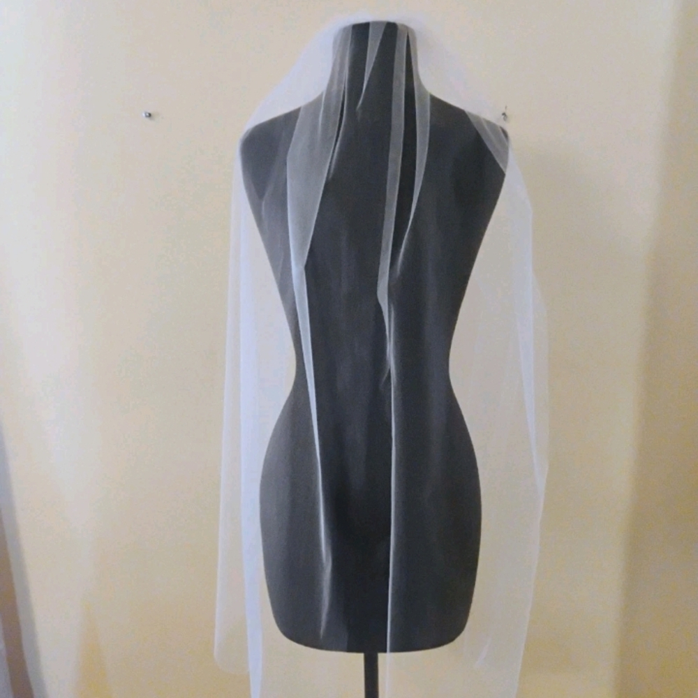Sheer White Bridal Veil - Classic Single Layer Fingertips Length with Comb